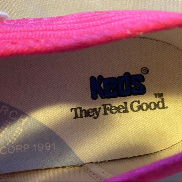 Woman’s size 9 Keds pink - Picture 4 of 4